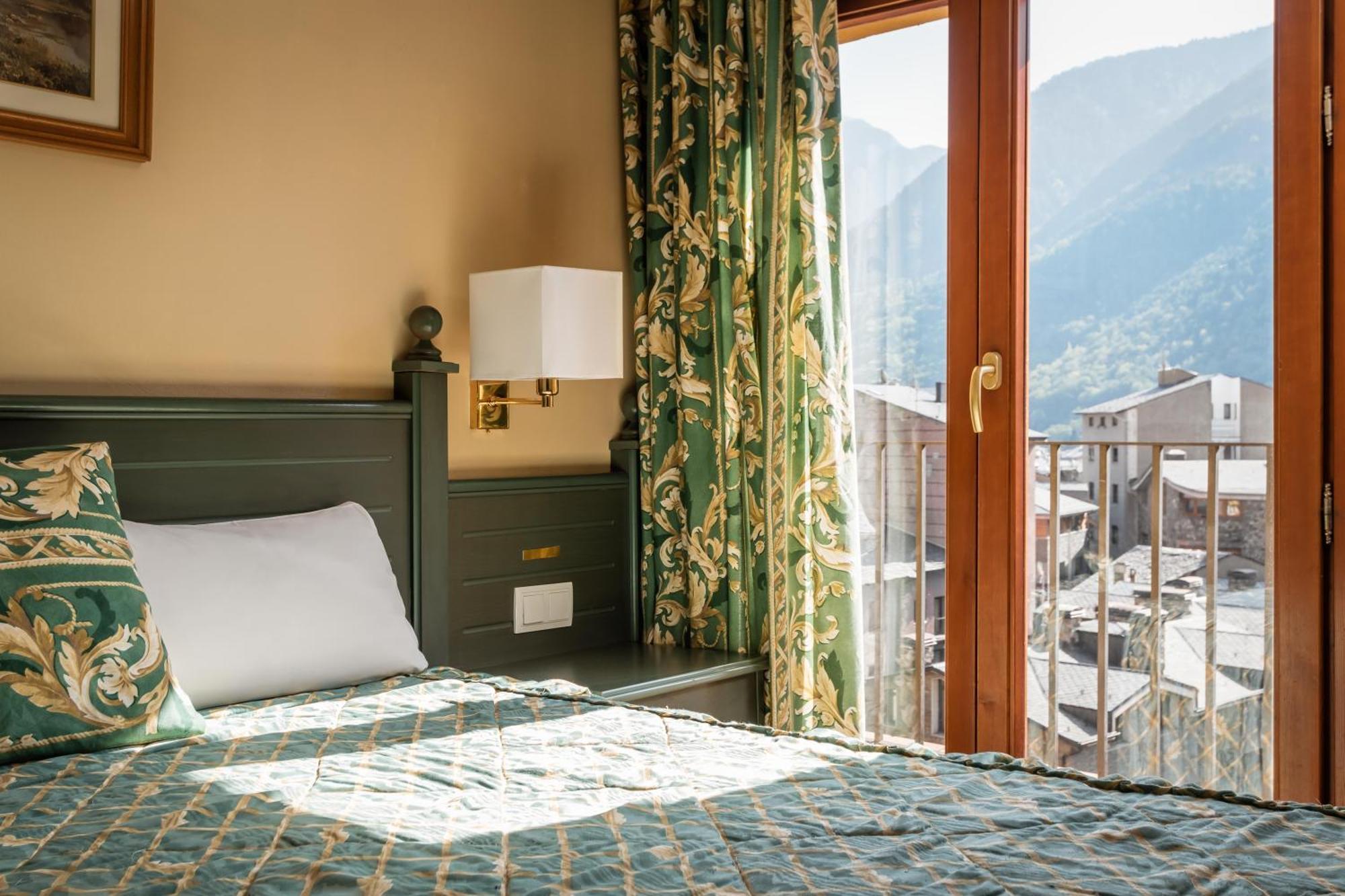Hotel Sant Jordi By Alegria Andorra la Vella Eksteriør bilde